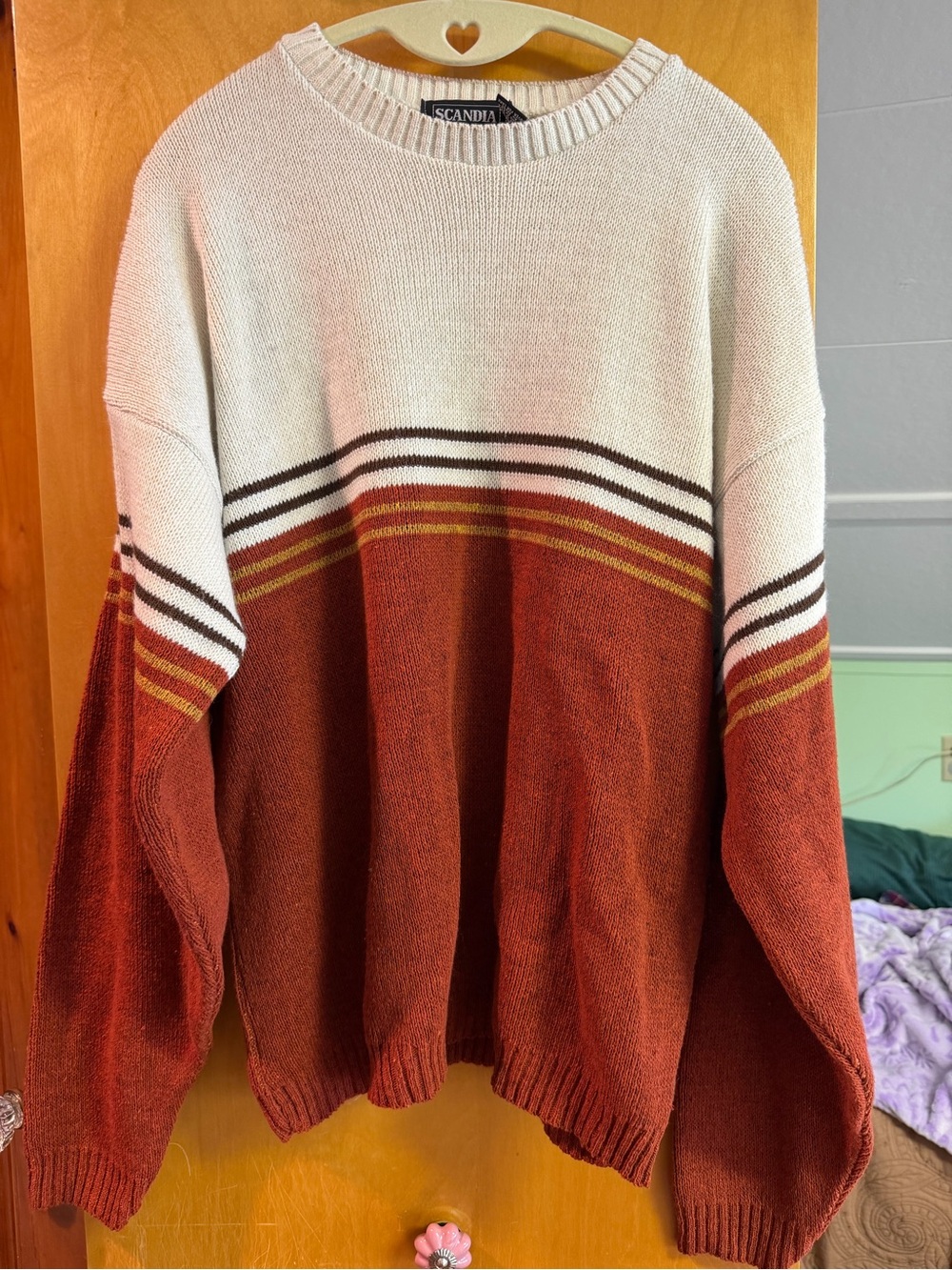 NWT Vintage Scandia Colorblock Crewneck Sweater - Cream & Rust